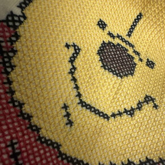 Freeze Disney Winnie The Pooh Bear Bees T Shirt Embroidered Cross Stitch size XL - Picture 3 of 7